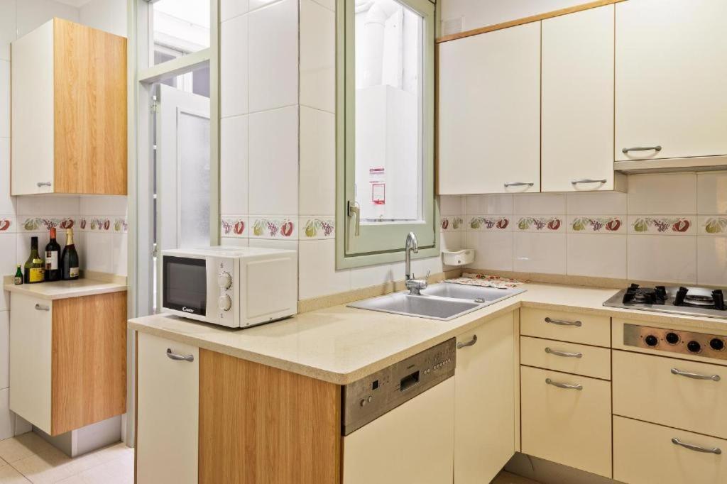 Figueres Old Town Apartment Bagian luar foto